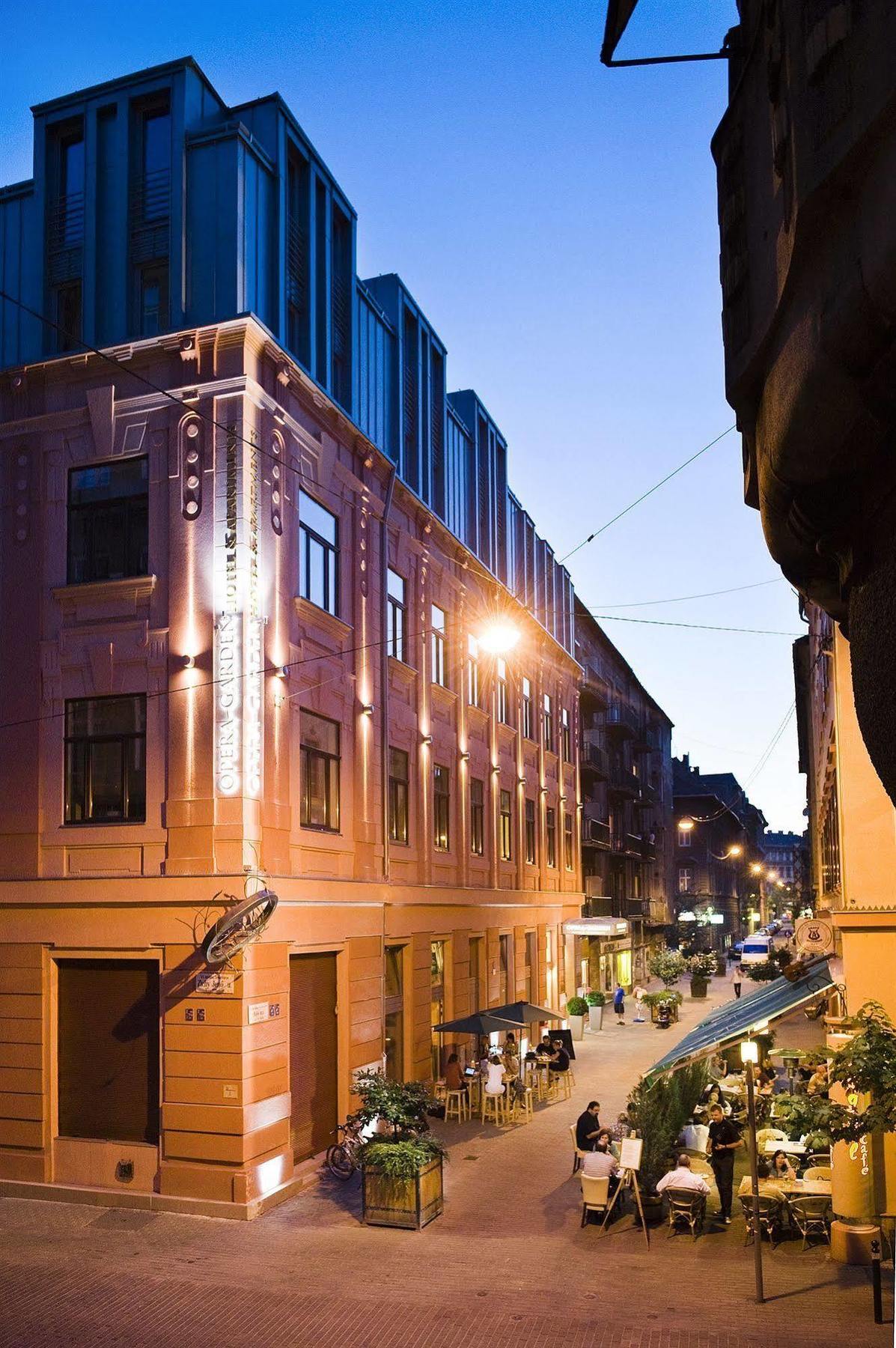 Opera Garden Y Hotel 4*